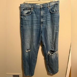 Zara Distressed Classic Mom Jeans